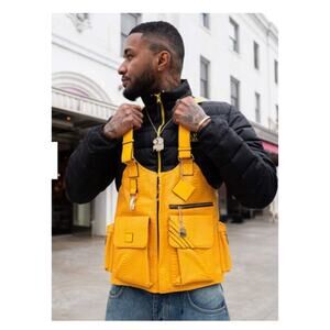 TOTE&CARRY TACTICAL LEATHER VEST IN MUSTARD